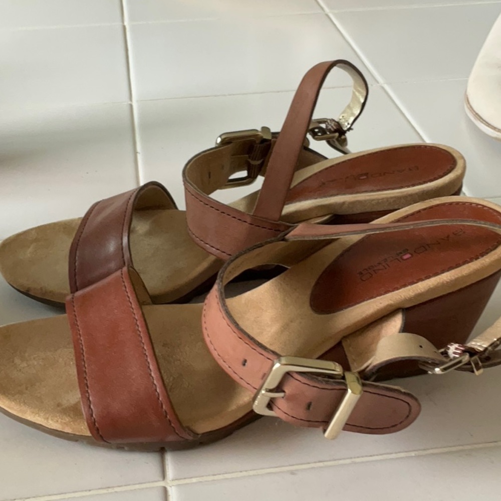 Bandolini Saddle Tan Wedge-heeled Sandals